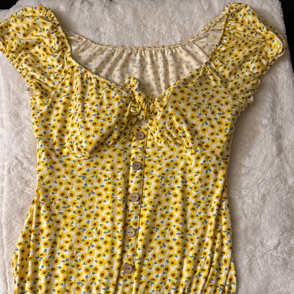 No Boundaries Yellow Floral Blouse
